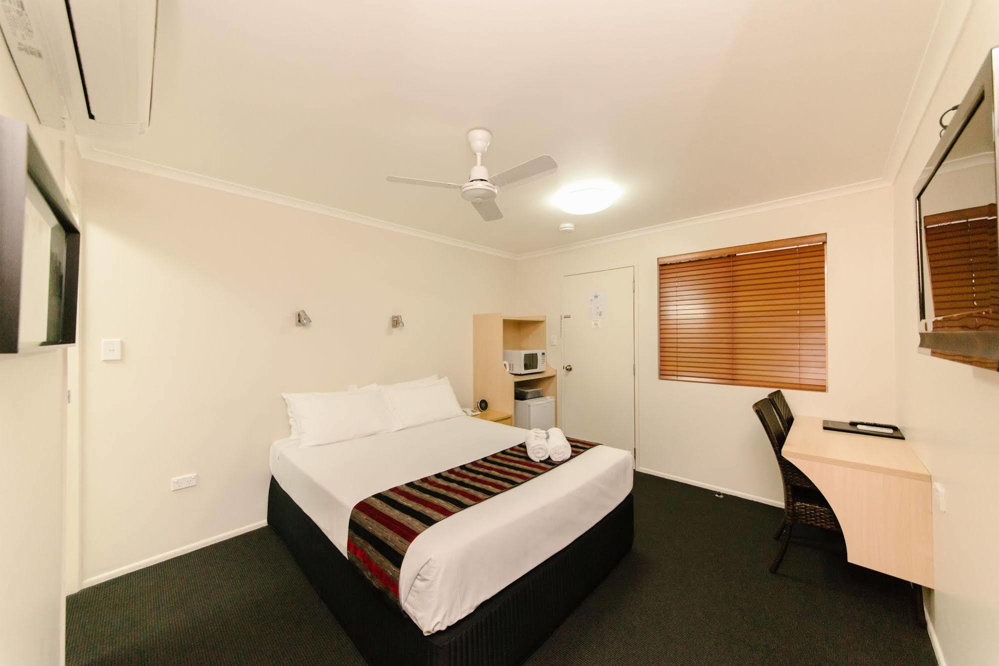 Citywalk Motor Inn Rockhampton Exterior photo